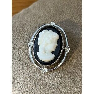 STUNNING VINTAGE 14K WHITE GF GENUINE ONYX BROOCH PIN/ PENDANT 14KGF